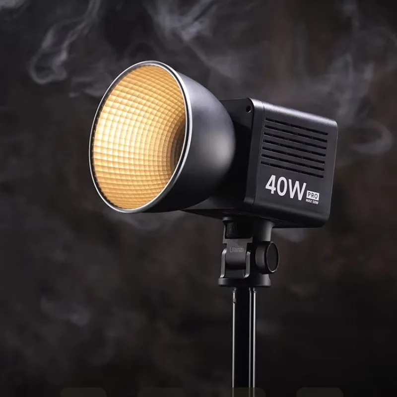 Ulanqi 40w COB RGB video fill light 2500-6500k dimmable photography light
Ulanqi 40w COB RGB video fill light 2500-6500k dimmable photography light
