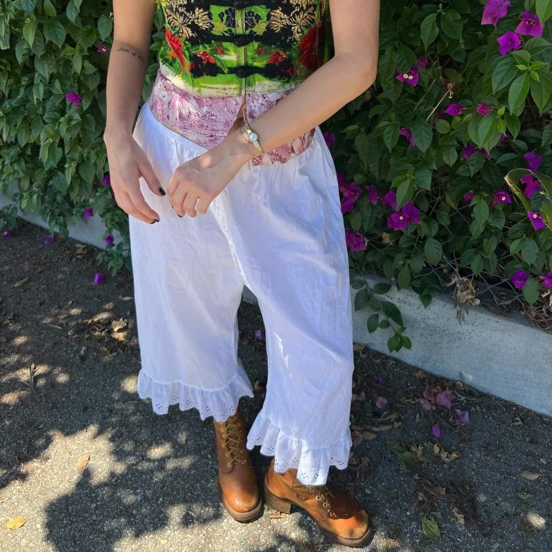 Women Vintage Y2k Capri Pants Solid Color High Waist Eyelet Hollow Out Wide Leg Trousers Pull On Loose Pants
Women Vintage Y2k Capri Pants Solid Color High Waist Eyelet Hollow Out Wide Leg Trousers Pull On Loose Pants