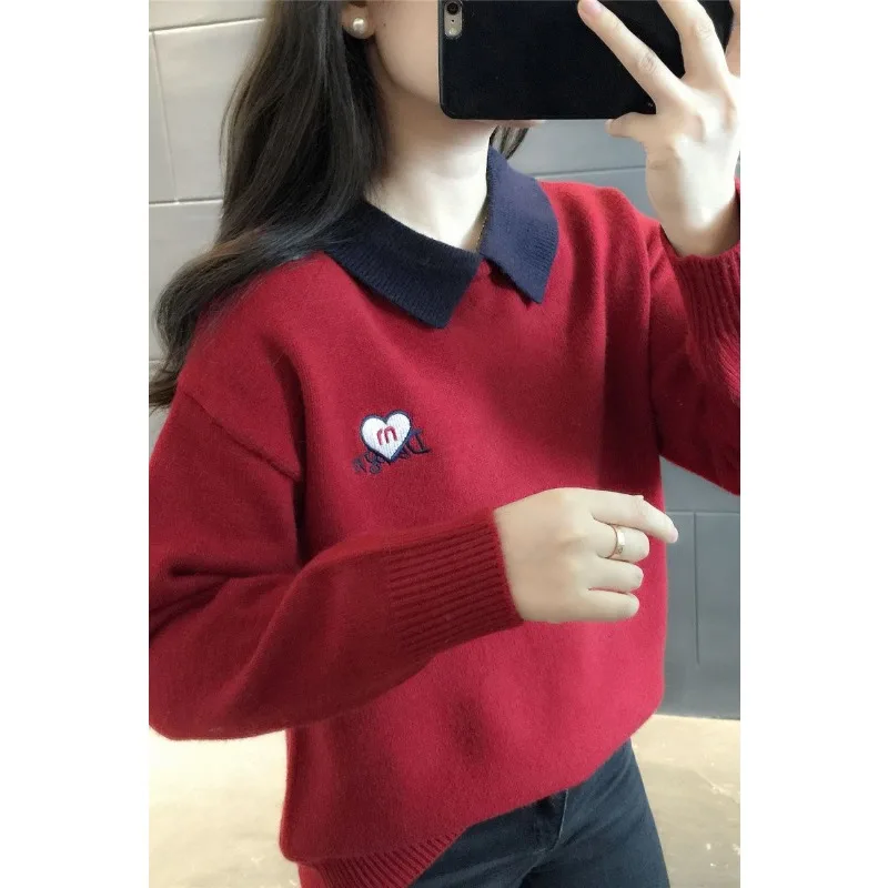 Autumn and Winter Geometric Embroidered Pullover Polo Sweater Knitted Bottoming Sweater Top
Autumn and Winter Geometric Embroidered Pullover Polo Sweater Knitted Bottoming Sweater Top