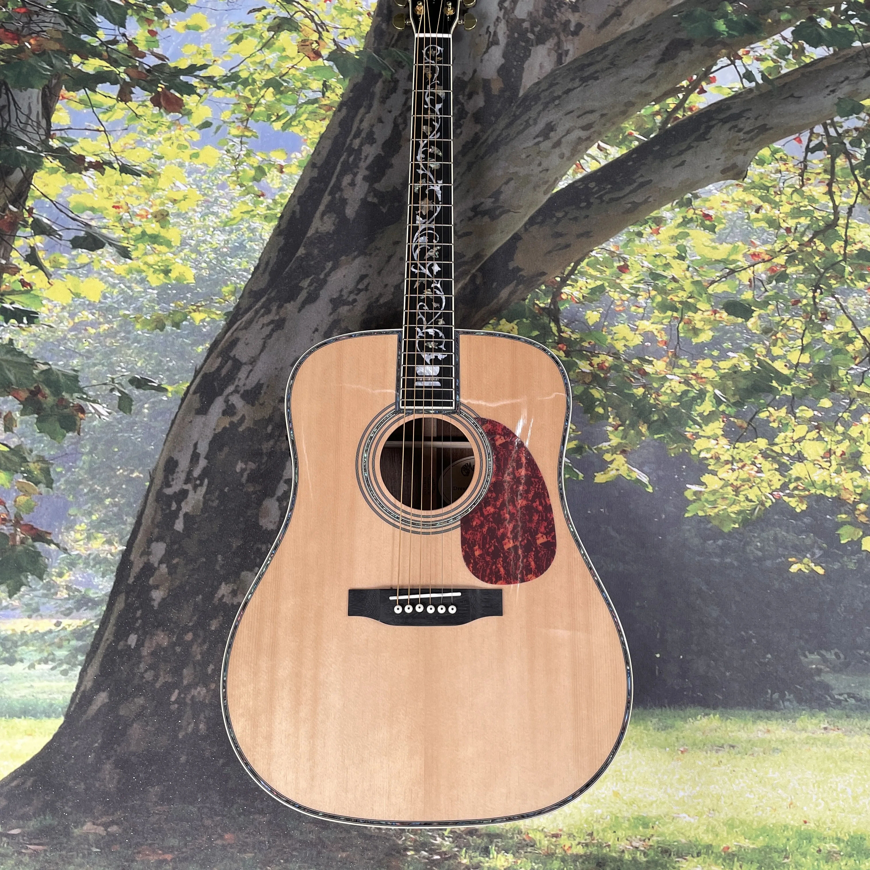 Natural wood carved folk guitar, spruce top rosewood fingerboard guitars, stage professional large resonance guitarra
Natural wood carved folk guitar, spruce top rosewood fingerboard guitars, stage professional large resonance guitarra