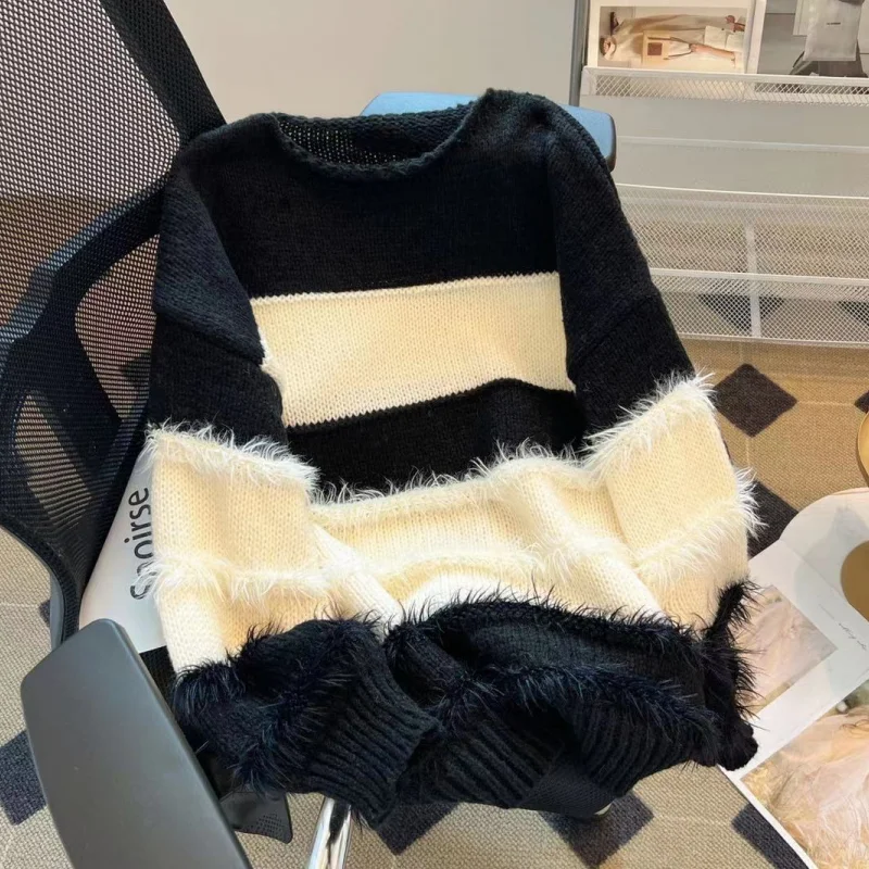 Женская винтажная одежда, вязаный свитер, черный хлопковый свитер с круглым вырезом и длинным рукавом, модные женские зимние бежевые Топы в полоску
Женская винтажная одежда, вязаный свитер, черный хлопковый свитер с круглым вырезом и длинным рукавом, модные женские зимние бежевые Топы в полоску