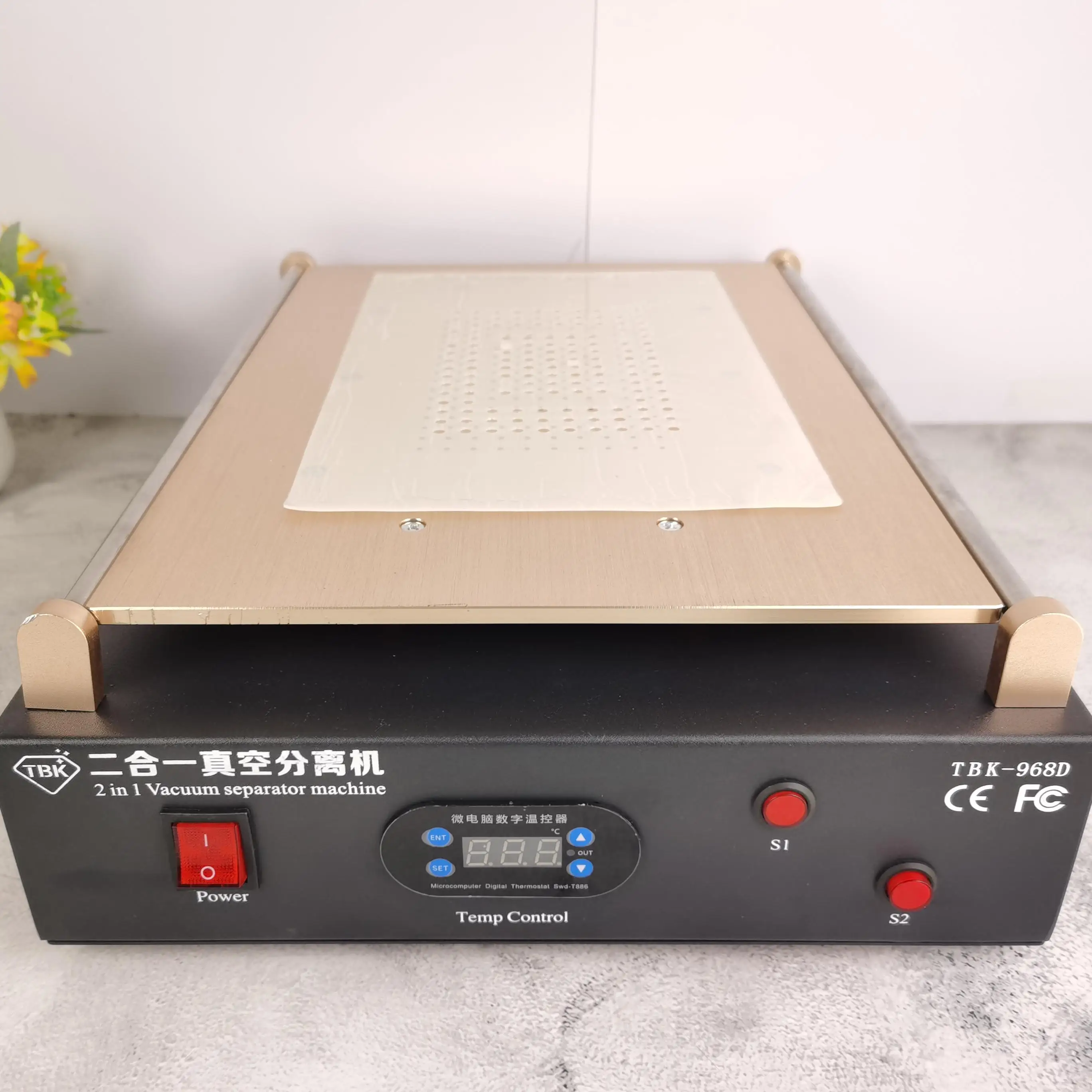 TBK 968D Built-in Vacuum 19inch LCD Screen Separator Machine for iPad iPhone Table PC Repairing
TBK 968D Built-in Vacuum 19inch LCD Screen Separator Machine for iPad iPhone Table PC Repairing