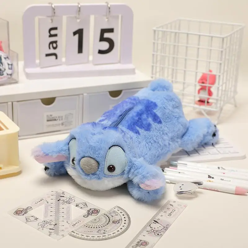 Miniso, милая мультяшная плюшевая сумка для ручек, Настольная сумка для хранения, комикс, Необычные канцелярские принадлежности, подарок на день рождения для мальчиков и девочек
Miniso, милая мультяшная плюшевая сумка для ручек, Настольная сумка для хранения, комикс, Необычные канцелярские принадлежности, подарок на день рождения для мальчиков и девочек