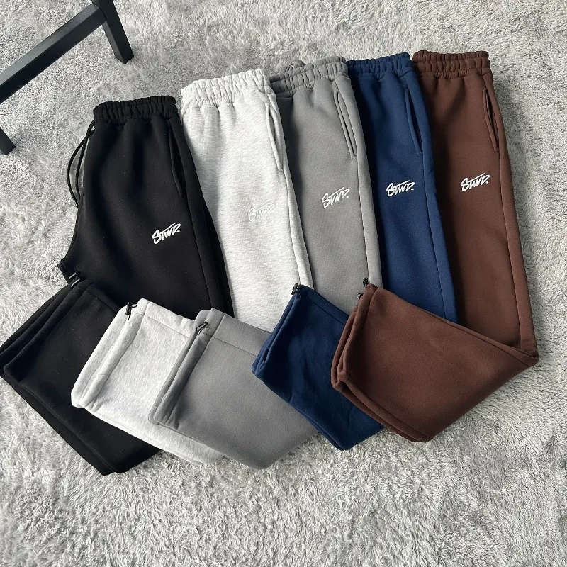 American trend Harajuku Streetwear men pants Alphabet print tracksuit pants Retro fashion loose straight leg casual pants
American trend Harajuku Streetwear men pants Alphabet print tracksuit pants Retro fashion loose straight leg casual pants