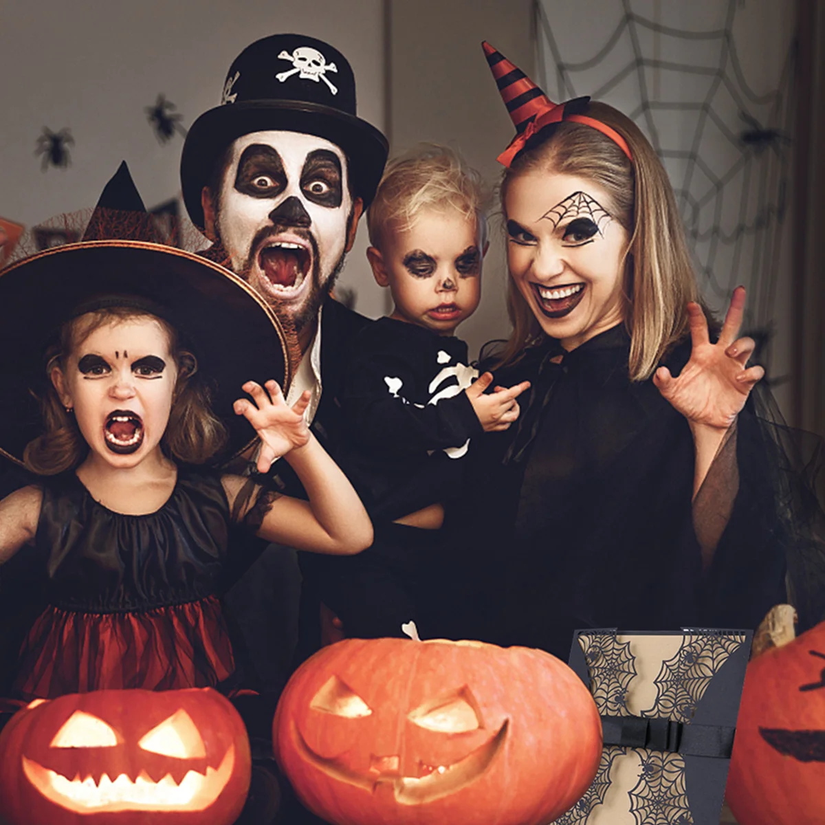 10Pcs Hollow Out Spider Net Invitations Black Halloween Cards Wedding Birthday Business Celebration Festival Invitation Cards
10Pcs Hollow Out Spider Net Invitations Black Halloween Cards Wedding Birthday Business Celebration Festival Invitation Cards