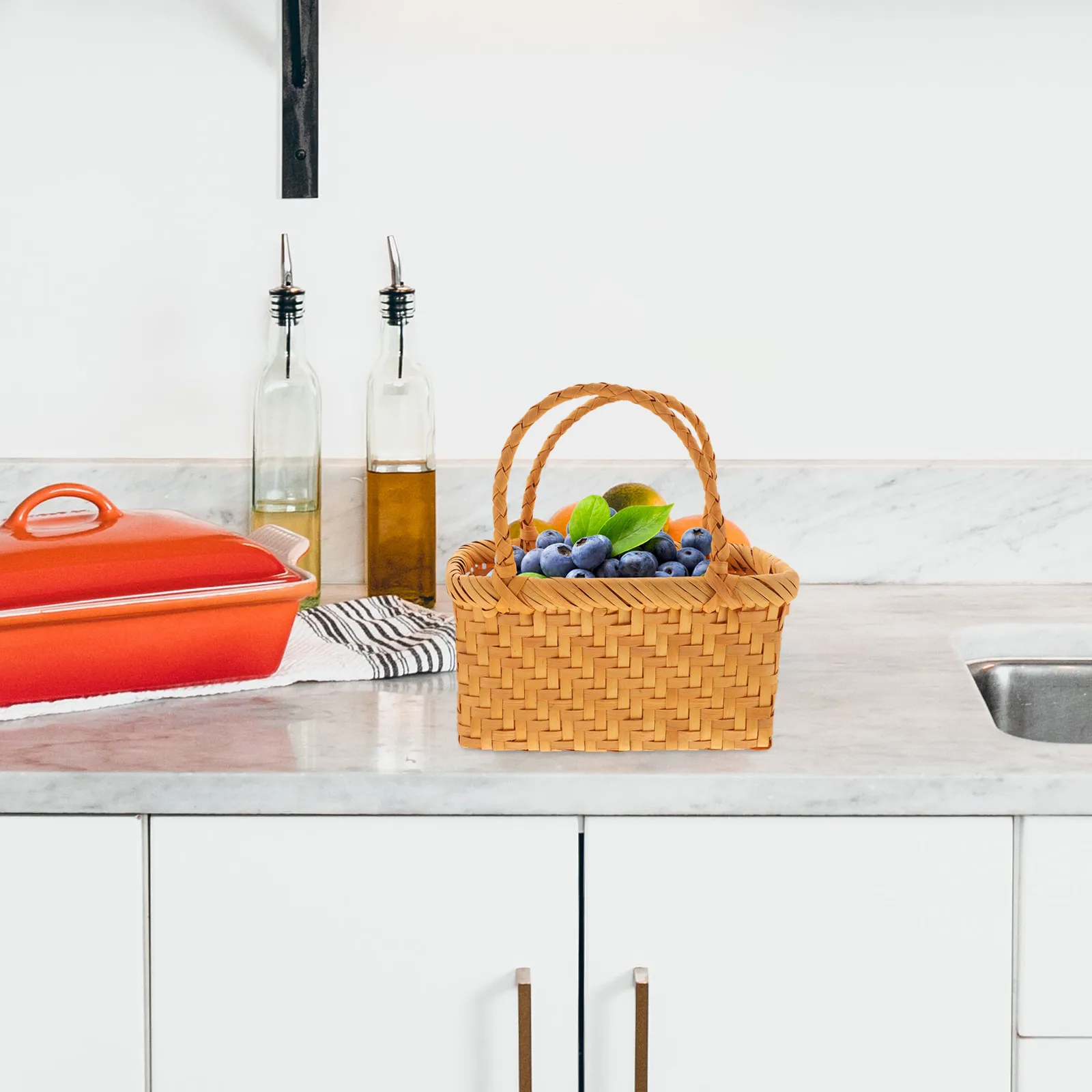 Small Rattan Woven Basket with Handle Rustic Farmhouse Storage Basket for Bedroom Living Room Fruit Bread Dessert Picnic Party
Small Rattan Woven Basket with Handle Rustic Farmhouse Storage Basket for Bedroom Living Room Fruit Bread Dessert Picnic Party