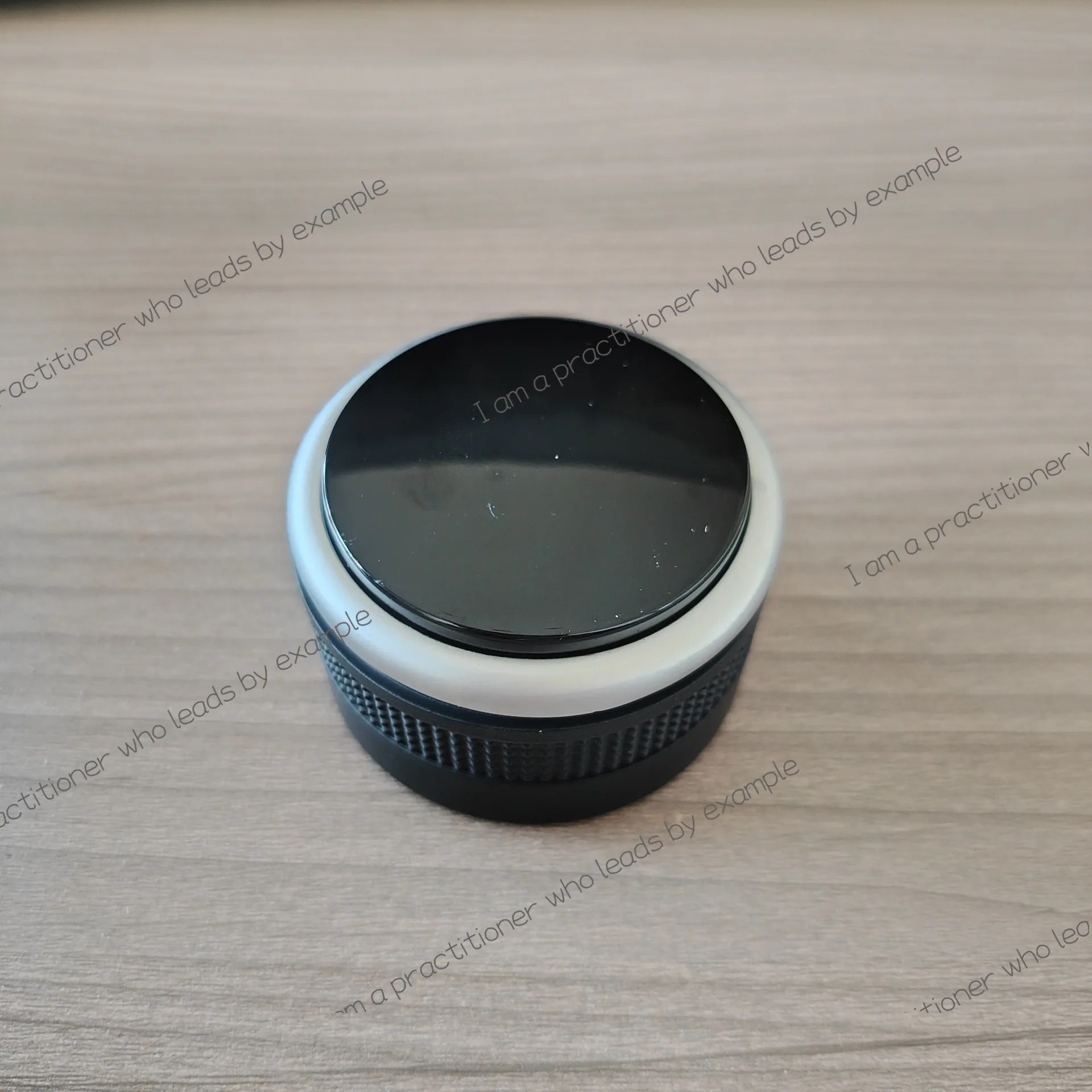 Suitable for Jaguar Range Rover Discovery Shift Handle Button Auto Parts LR093842/T2H11787
Suitable for Jaguar Range Rover Discovery Shift Handle Button Auto Parts LR093842/T2H11787