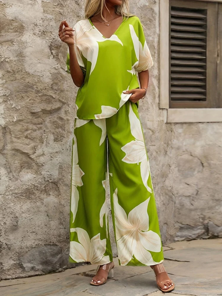 Three Sisters 2025 Summer Multicolor Printed V-neck Bat Sleeve Top Fashion Comfortable Casual Trousers Two-piece Set Wholesale
Three Sisters 2025 Summer Multicolor Printed V-neck Bat Sleeve Top Fashion Comfortable Casual Trousers Two-piece Set Wholesale
