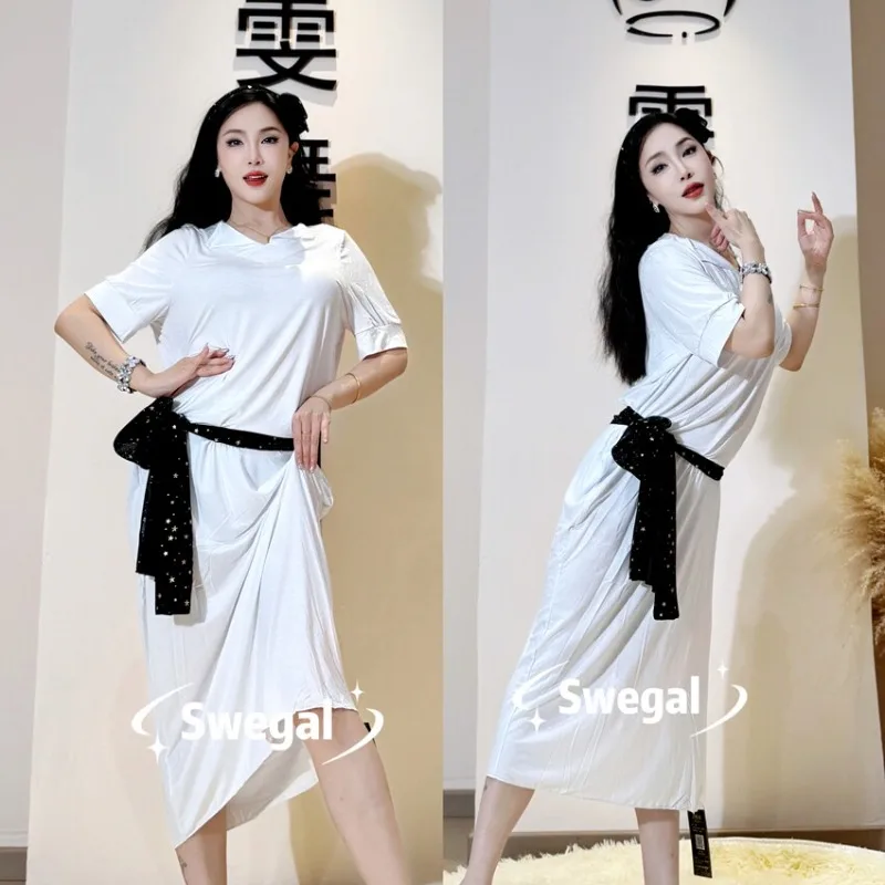 Customized Swegal Belly Dance Practice Dress White Loose Robe Four Piece Eastern Dance Costume Set
Customized Swegal Belly Dance Practice Dress White Loose Robe Four Piece Eastern Dance Costume Set