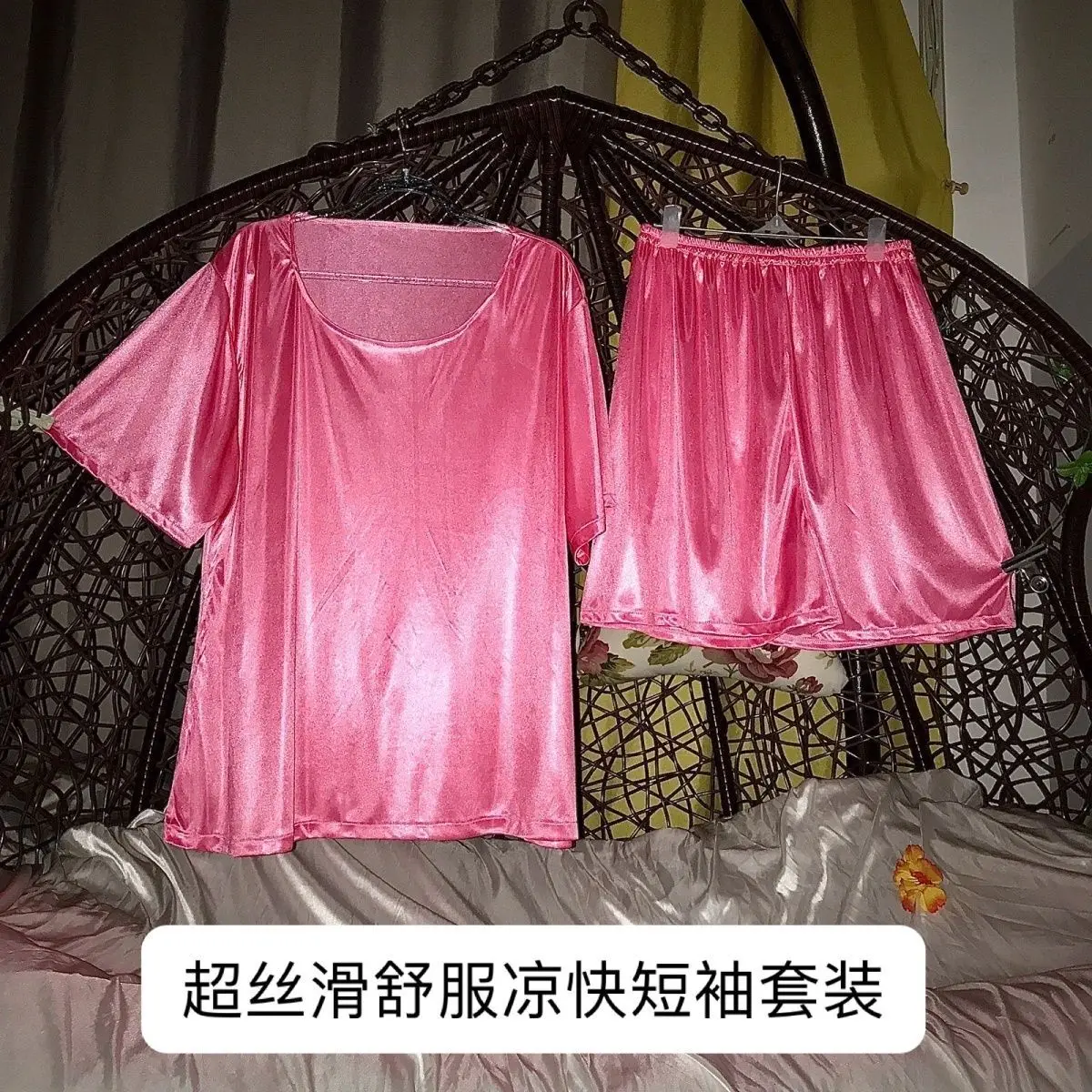 Summer Glossy Ice Silk Satin 2 Pieces Set Short Sleeve Top Sleeping Shorts Bottoms
Summer Glossy Ice Silk Satin 2 Pieces Set Short Sleeve Top Sleeping Shorts Bottoms