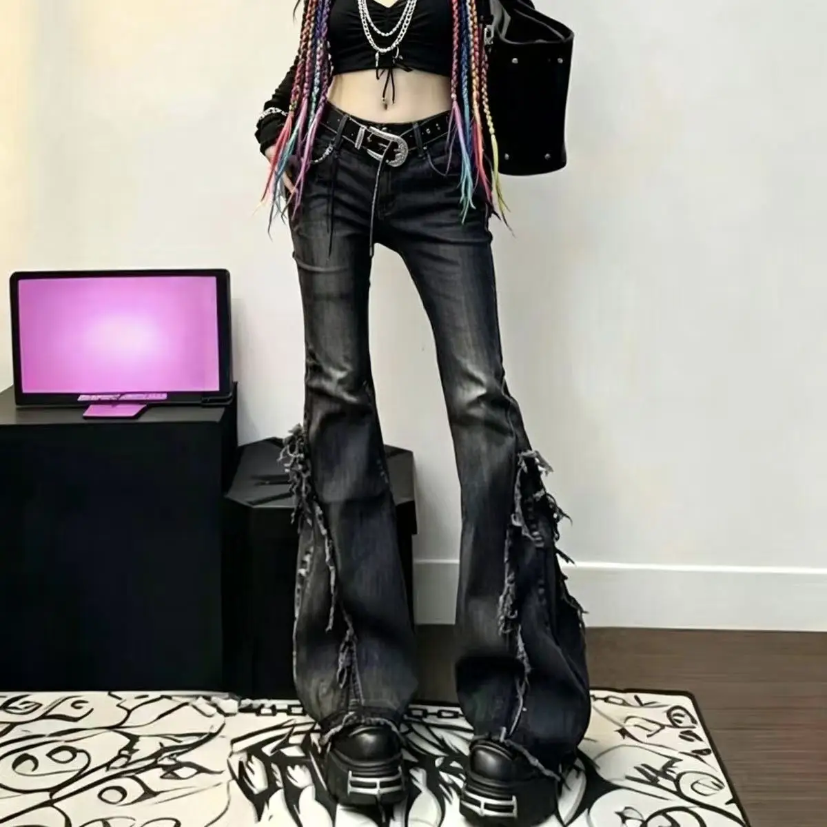 Punk Streetwear Y2K Gothic Low Waist Flare Jeans Women Vintage Black Washed Denim Pants Distressed Frayed Bell Bottom Trousers
Punk Streetwear Y2K Gothic Low Waist Flare Jeans Women Vintage Black Washed Denim Pants Distressed Frayed Bell Bottom Trousers