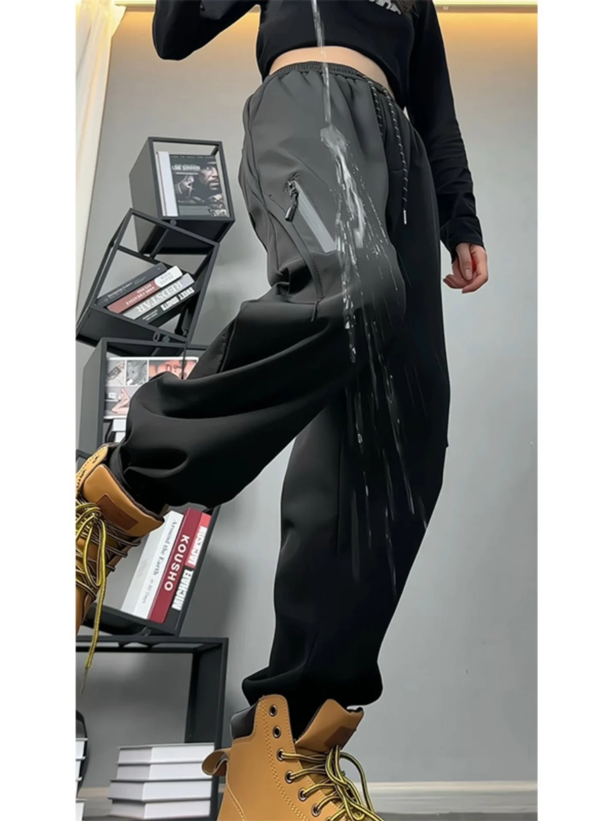 Водонепроницаемые ветрозащитные утепленные брюки на флисовой подкладке, подходящие для походов и работы, молодежные повседневные длинные брюки для осени и зимы
Водонепроницаемые ветрозащитные утепленные брюки на флисовой подкладке, подходящие для походов и работы, молодежные повседневные длинные брюки для осени и зимы