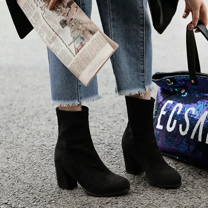 Flock Faux Suede Leather Socks Bootie Nude Black Round Toe Block High Heels Big Size 52 53 54 Classic Mature Lady Stretch Boots
Flock Faux Suede Leather Socks Bootie Nude Black Round Toe Block High Heels Big Size 52 53 54 Classic Mature Lady Stretch Boots