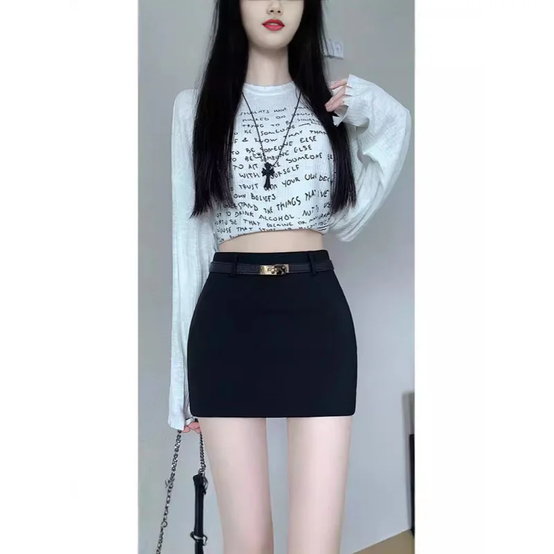 American Hot Girl Short Skirt for Women2024Autumn and Winter New High Waist Thickened Skirt Small Temperament Leisure Hip Skirt
American Hot Girl Short Skirt for Women2024Autumn and Winter New High Waist Thickened Skirt Small Temperament Leisure Hip Skirt