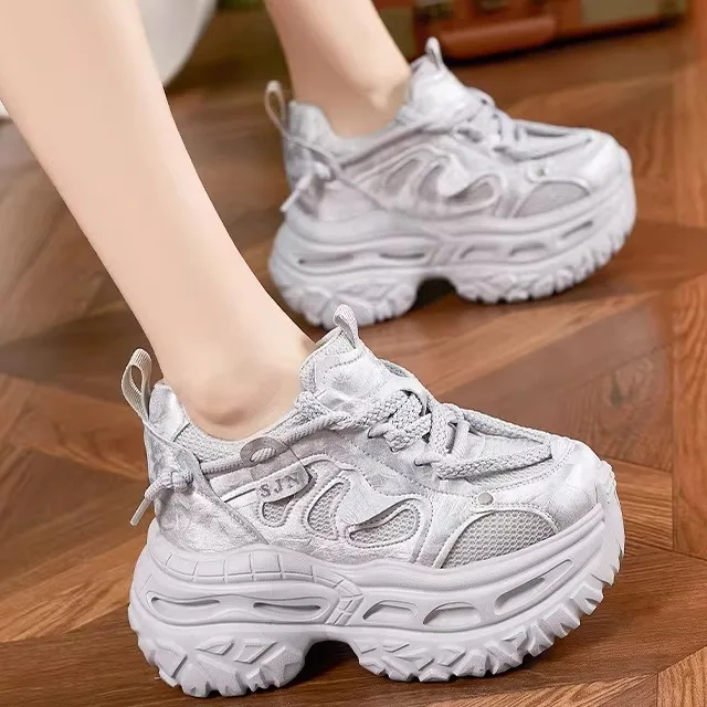 Women's Sport Shoes Genuine Leather Thick Sole Dad Sneakers Fashionable Low Top round Toe Anti-Slip Wear-Resistant Spring Summer
Women's Sport Shoes Genuine Leather Thick Sole Dad Sneakers Fashionable Low Top round Toe Anti-Slip Wear-Resistant Spring Summer