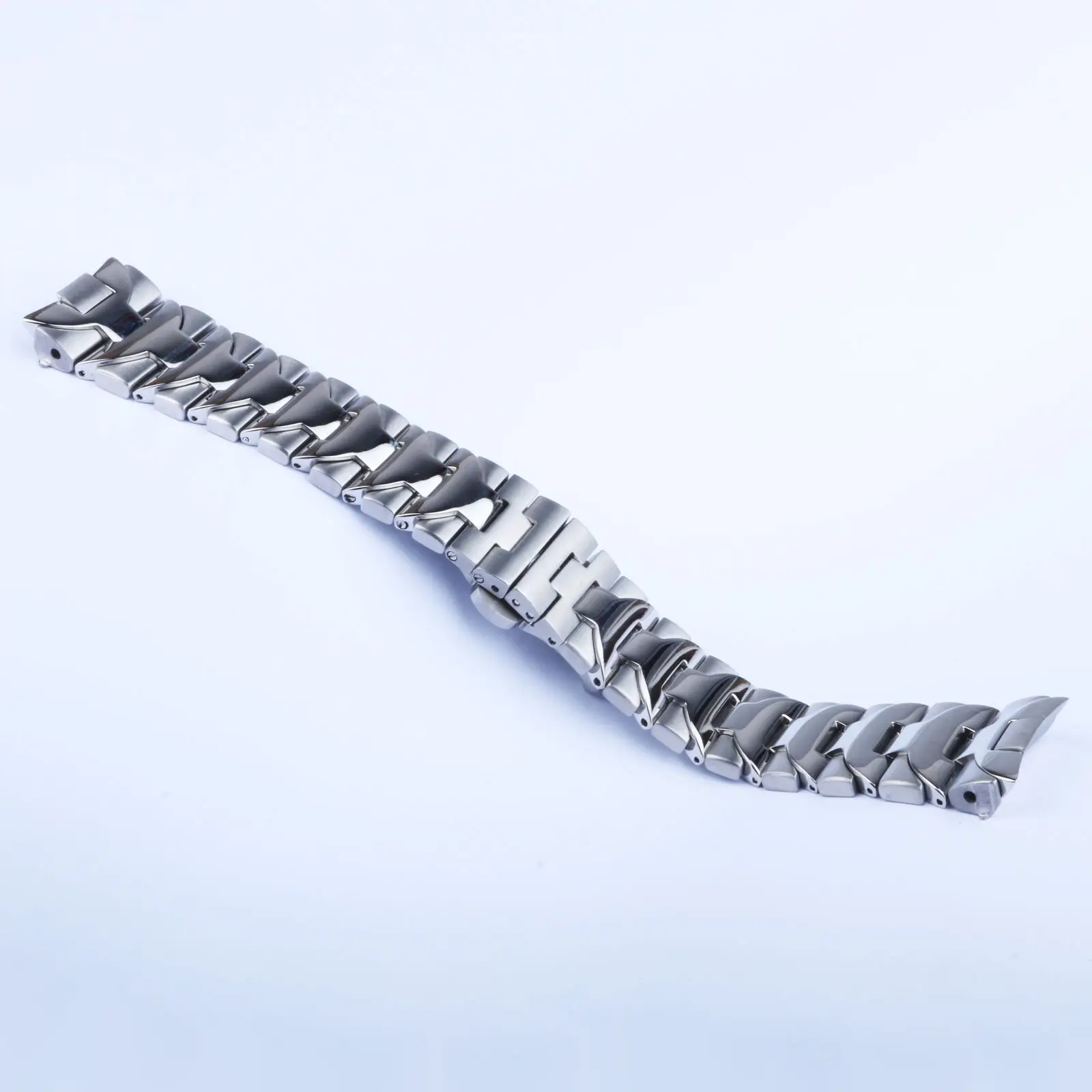 24mm Sliver Solid Curved 904L Steel Watch Band Bracelet For PANERAI Luminor 44mm
24mm Sliver Solid Curved 904L Steel Watch Band Bracelet For PANERAI Luminor 44mm