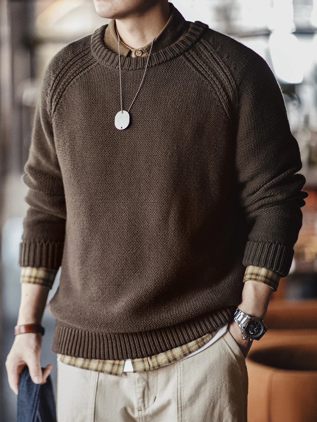 Maden American Retro Knitted round Ne Sweater oulder Insertion Men's Base Layer Knitted irt Spring Cotton Breathable
Maden American Retro Knitted round Ne Sweater oulder Insertion Men's Base Layer Knitted irt Spring Cotton Breathable