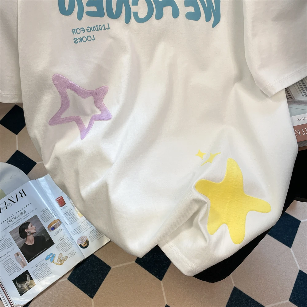 American Retro Super Good-Looking Star Letter Short-Sleeved T-Shirt For Men And Women Summer Loose Ins Hong Kong Fashion Brand
American Retro Super Good-Looking Star Letter Short-Sleeved T-Shirt For Men And Women Summer Loose Ins Hong Kong Fashion Brand