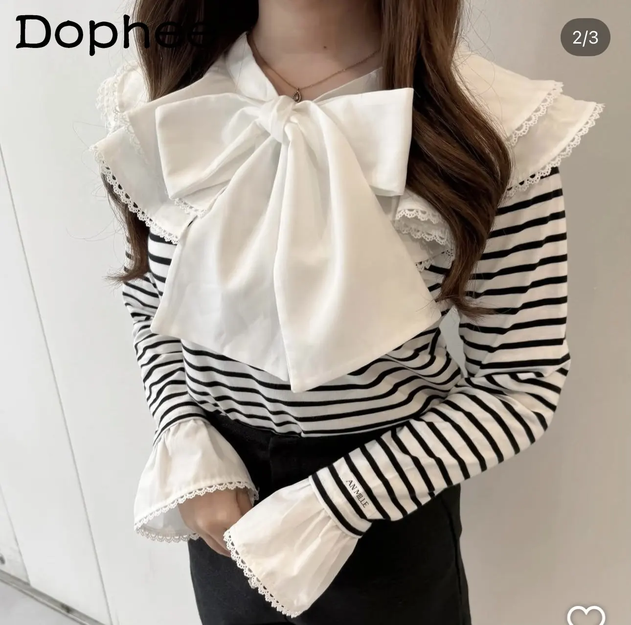 Новая женская блузка в японском стиле с широким воротником, рукавами-колокол и бантом, в полоску, с длинными рукавами, повседневная, универсальная, весна-осень 2026
Новая женская блузка в японском стиле с широким воротником, рукавами-колокол и бантом, в полоску, с длинными рукавами, повседневная, универсальная, весна-осень 2026