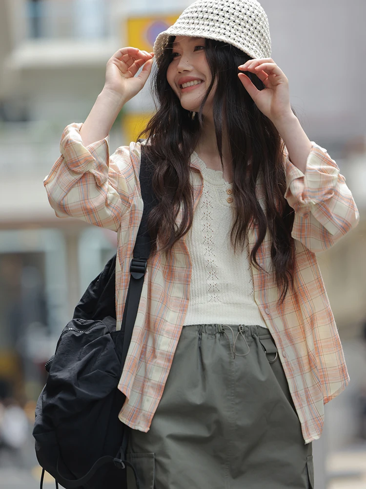 Новая женская весенняя рубашка-жакет в клетку с длинным рукавом в корейском стиле, свободного кроя, универсальная, для повседневной носки
Новая женская весенняя рубашка-жакет в клетку с длинным рукавом в корейском стиле, свободного кроя, универсальная, для повседневной носки