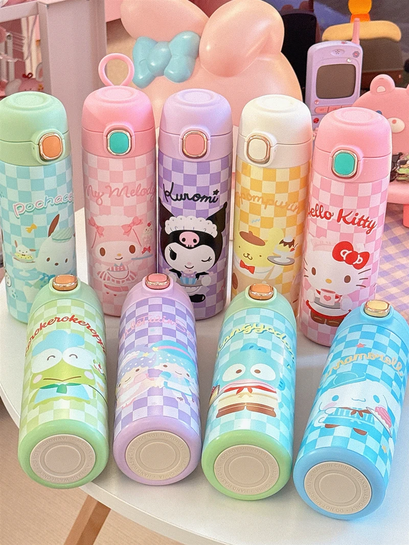 Kawaii Sanrio Cinnamoroll Water Cup Girls Plastic Cup High Temperature Resistant Kuromi Summer Cute Children'S Water Bottle Gift
Kawaii Sanrio Cinnamoroll Water Cup Girls Plastic Cup High Temperature Resistant Kuromi Summer Cute Children'S Water Bottle Gift
