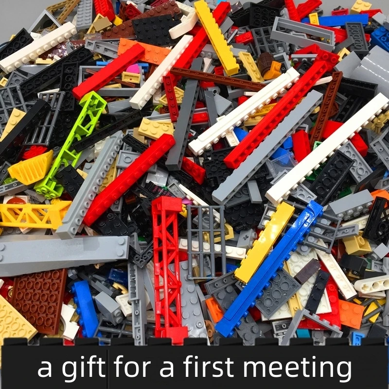 Small particle building block mixed technology brick scene decoration parts assembly toy weighing children's meeting gift
Small particle building block mixed technology brick scene decoration parts assembly toy weighing children's meeting gift