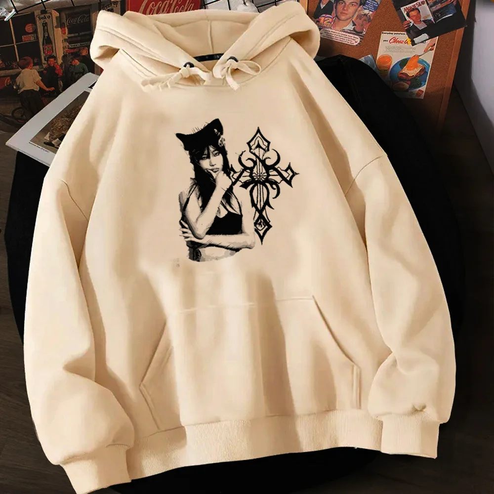 Y2k Tops hoodies women Winter anime long sleeve top streetwear tracksuit female Winter sweater
Y2k Tops hoodies women Winter anime long sleeve top streetwear tracksuit female Winter sweater