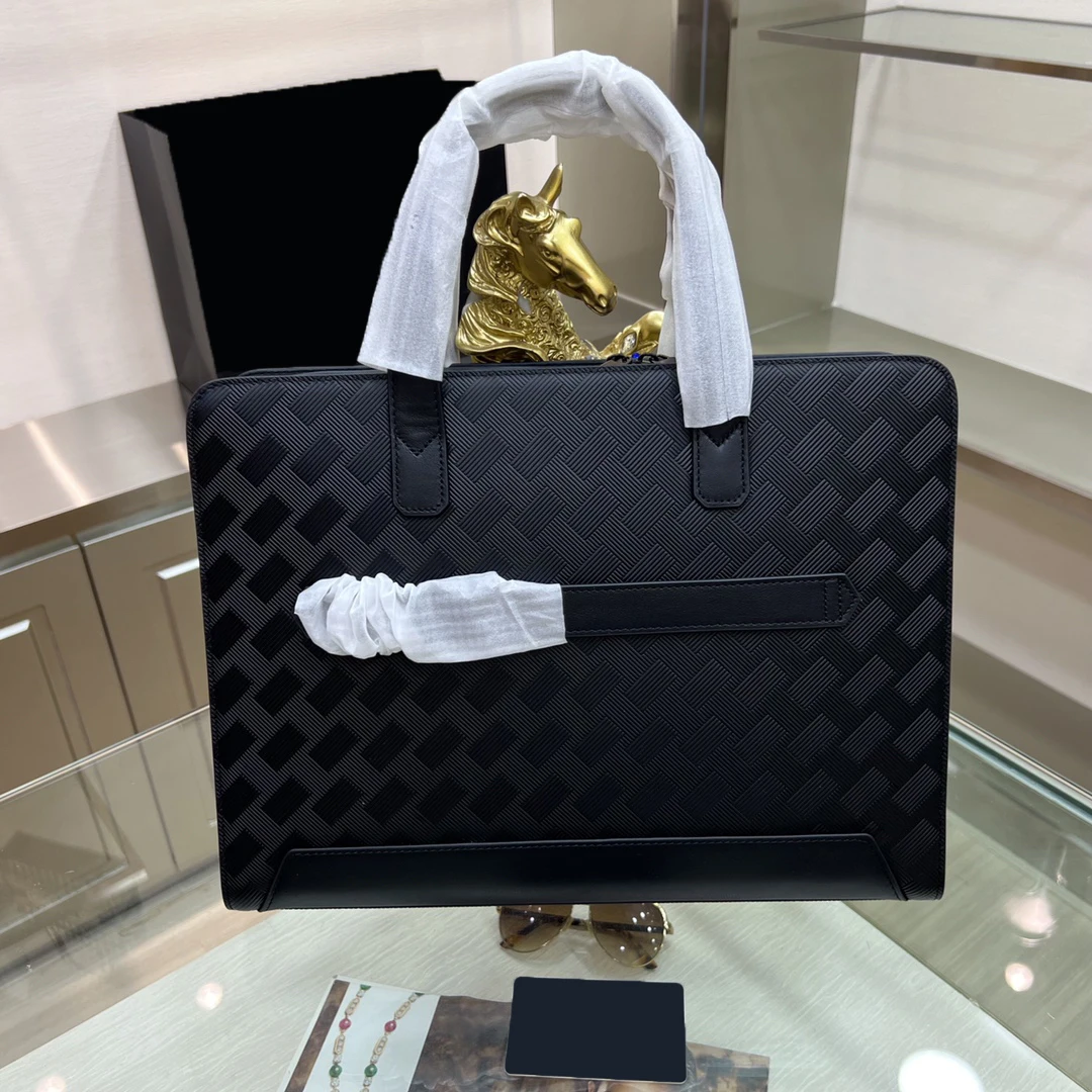 MB 24408-1 Saffiano Роскошная мужская сумка для рук модный портфель первый слой сумка из воловьей кожи сообщение для получения дополнительных фотографий
MB 24408-1 Saffiano Роскошная мужская сумка для рук модный портфель первый слой сумка из воловьей кожи сообщение для получения дополнительных фотографий