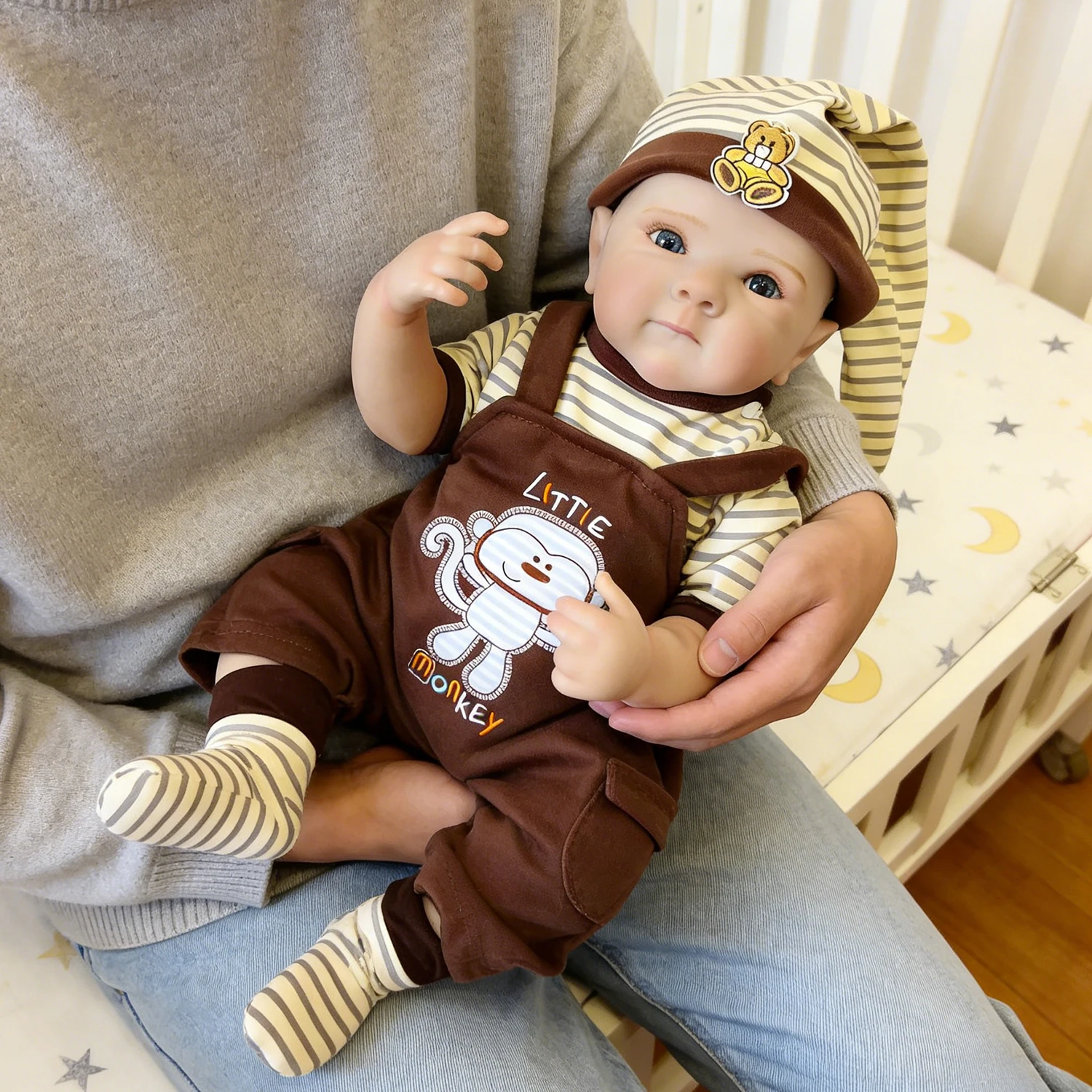 Коллекционная кукла-реборн NPK 18 дюймов, реалистичное тело мальчика, многослойная 3D-роспись кожи, серия Bettie, для объятий
Коллекционная кукла-реборн NPK 18 дюймов, реалистичное тело мальчика, многослойная 3D-роспись кожи, серия Bettie, для объятий