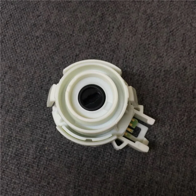 5K0905865 Ignition Switch Four Plug Compatible for Audi Q3 Volkswagen Tiguan Sharan
5K0905865 Ignition Switch Four Plug Compatible for Audi Q3 Volkswagen Tiguan Sharan