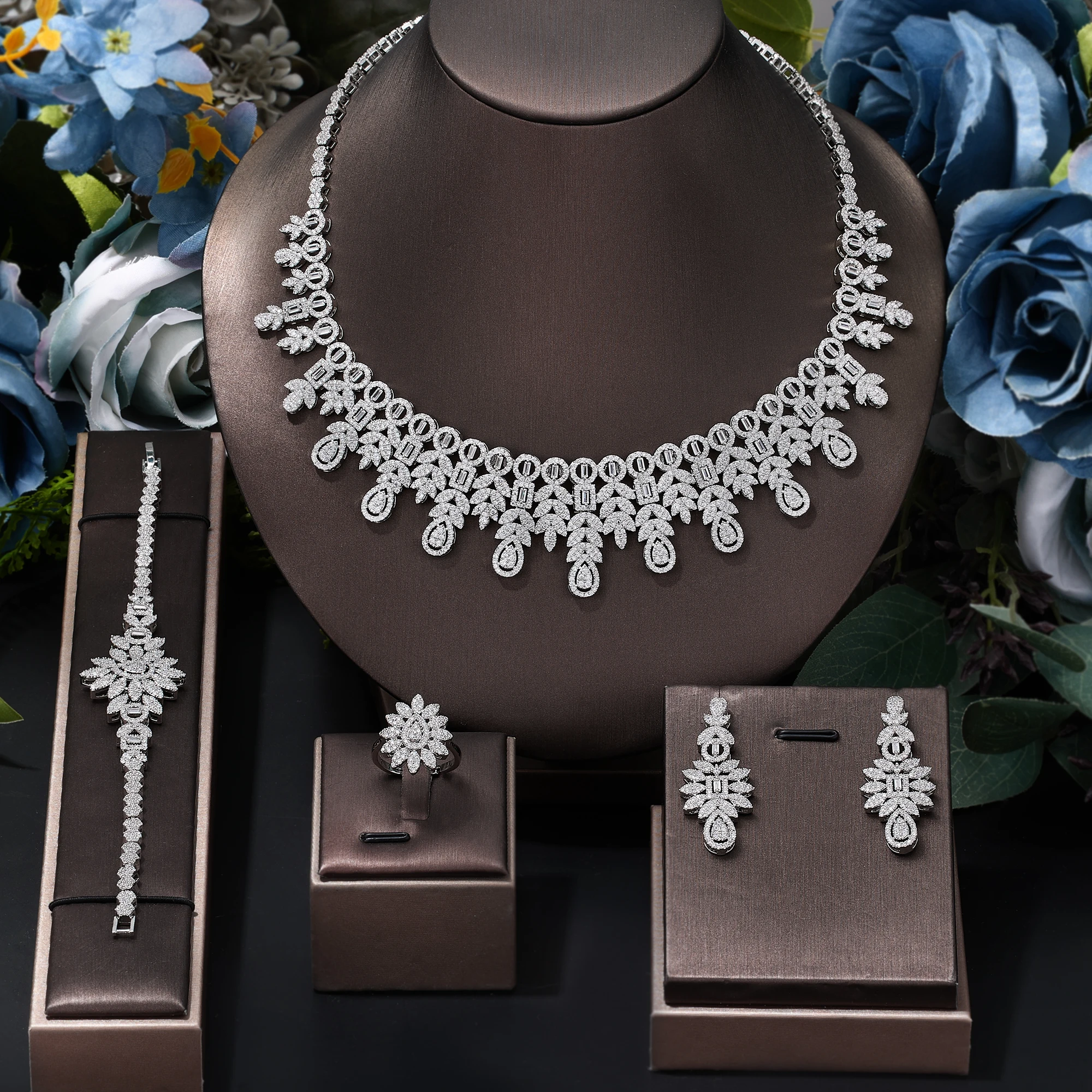 Dubai Bridal Jewelry Set White Cubic Zirconia 4pcs Set Necklace Earrings for Brides Wedding Party Accessories
Dubai Bridal Jewelry Set White Cubic Zirconia 4pcs Set Necklace Earrings for Brides Wedding Party Accessories