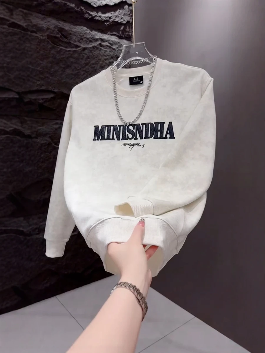 Модный свободный мужской свитшот, удобная повседневная футболка с эффектом окрашивания, американский стиль, осень 2025, новинка, круглый вырез, с буквой P
Модный свободный мужской свитшот, удобная повседневная футболка с эффектом окрашивания, американский стиль, осень 2025, новинка, круглый вырез, с буквой P