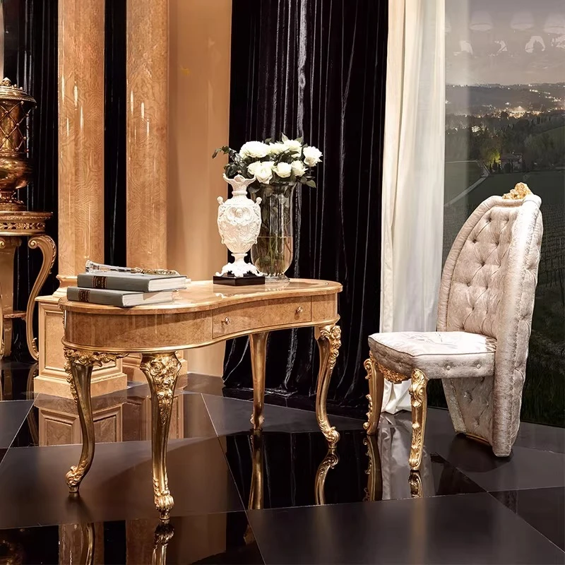 Мебель для кабинета, письменный стол из массива дерева с резьбой в виде цветов, комбинация стола и стула.
Мебель для кабинета, письменный стол из массива дерева с резьбой в виде цветов, комбинация стола и стула.