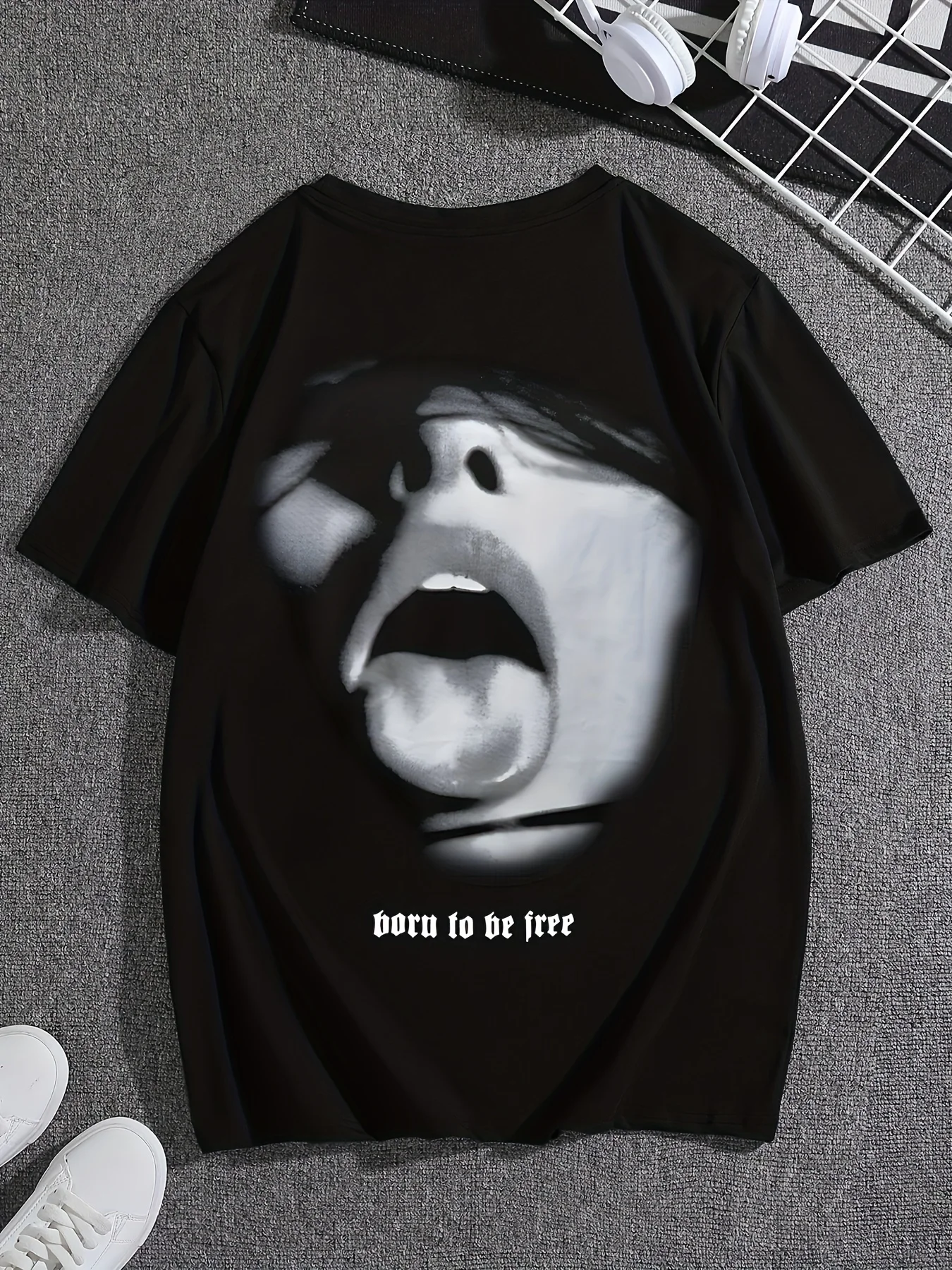 Men's summer 100% pure cotton fashionable casual sports loose fit spit tongue graphic print round neck short sleeved T-shirt top
Men's summer 100% pure cotton fashionable casual sports loose fit spit tongue graphic print round neck short sleeved T-shirt top