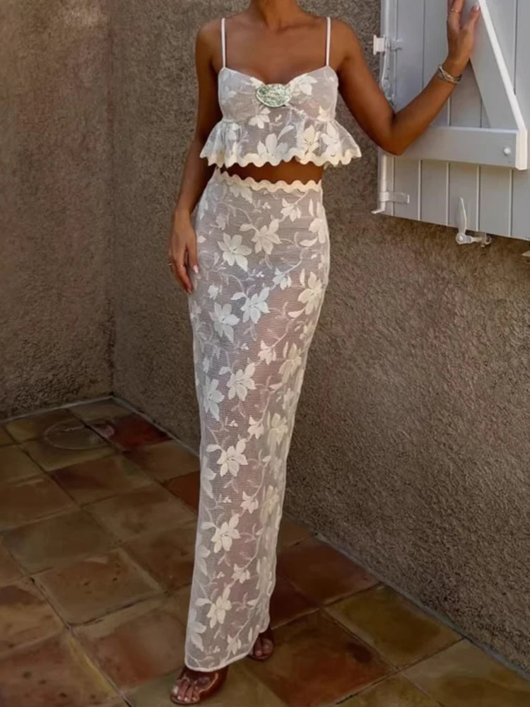 Off Shoulder Sling Top and Long Skirt Elegant Outfit Hollow Out Backless Beach Guest Set Flower Embroidery Slim Women Party Suit
Off Shoulder Sling Top and Long Skirt Elegant Outfit Hollow Out Backless Beach Guest Set Flower Embroidery Slim Women Party Suit