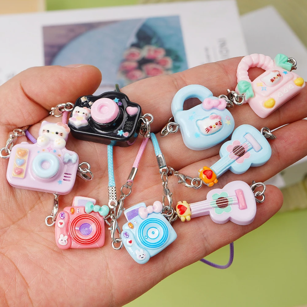 10 шт., милые мини-аксессуары для куклы Лабу 15/17 см, кулон, аксессуары, сделай сам, украшение из смолы, маленькая камера, стиль гитары, ожерелье
10 шт., милые мини-аксессуары для куклы Лабу 15/17 см, кулон, аксессуары, сделай сам, украшение из смолы, маленькая камера, стиль гитары, ожерелье