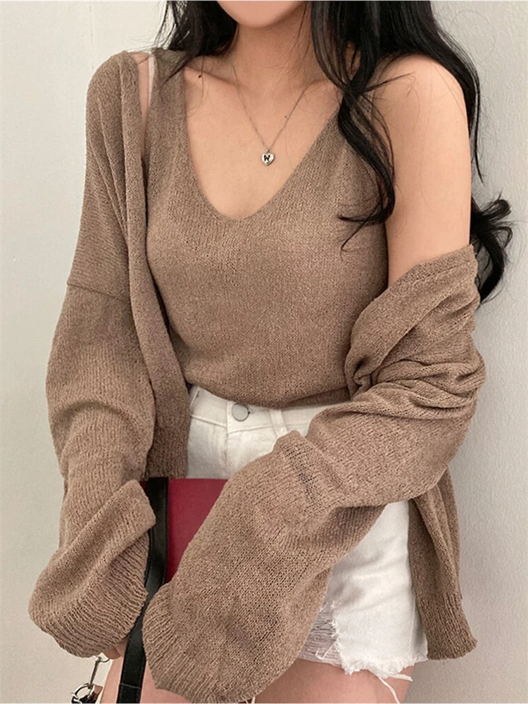 2025 Summer Women Sweater 2 Piece Sets Womens Elegnat Knitted Suits Pullover Female Knitting Sweaters Long Sleeve Outerwear
2025 Summer Women Sweater 2 Piece Sets Womens Elegnat Knitted Suits Pullover Female Knitting Sweaters Long Sleeve Outerwear