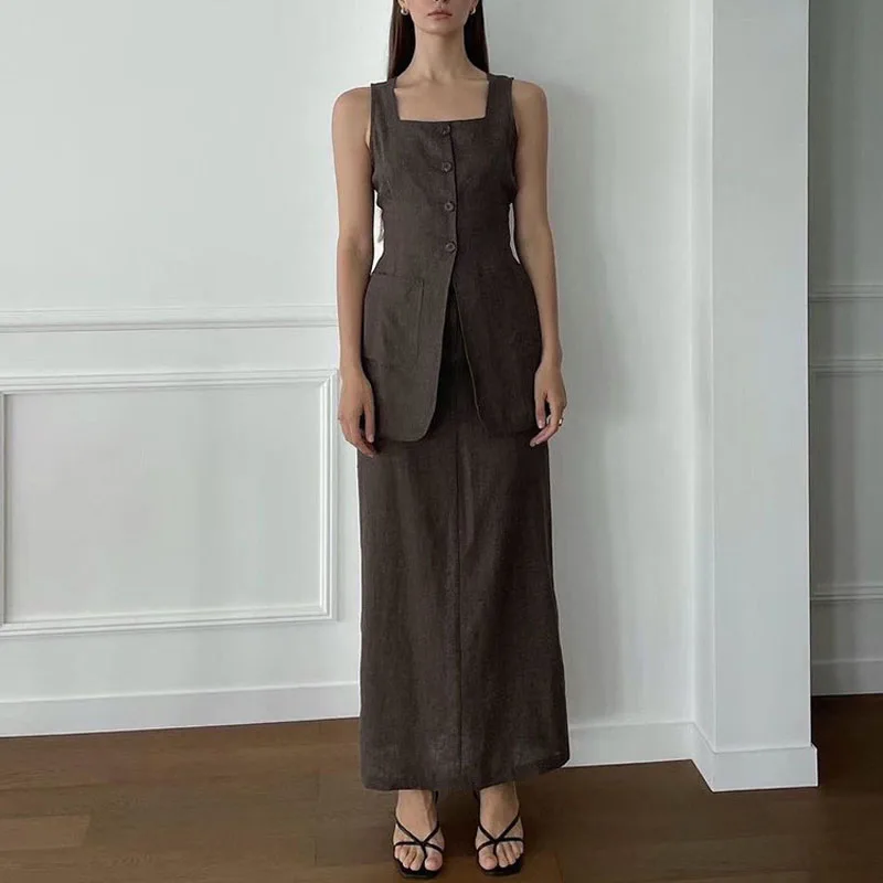 2024 Summer Women's Fashion Sleeveless Vest Vest Skirt Suit Summer Two-piece Set High-end Elegant Casual Club Outfit
2024 Summer Women's Fashion Sleeveless Vest Vest Skirt Suit Summer Two-piece Set High-end Elegant Casual Club Outfit