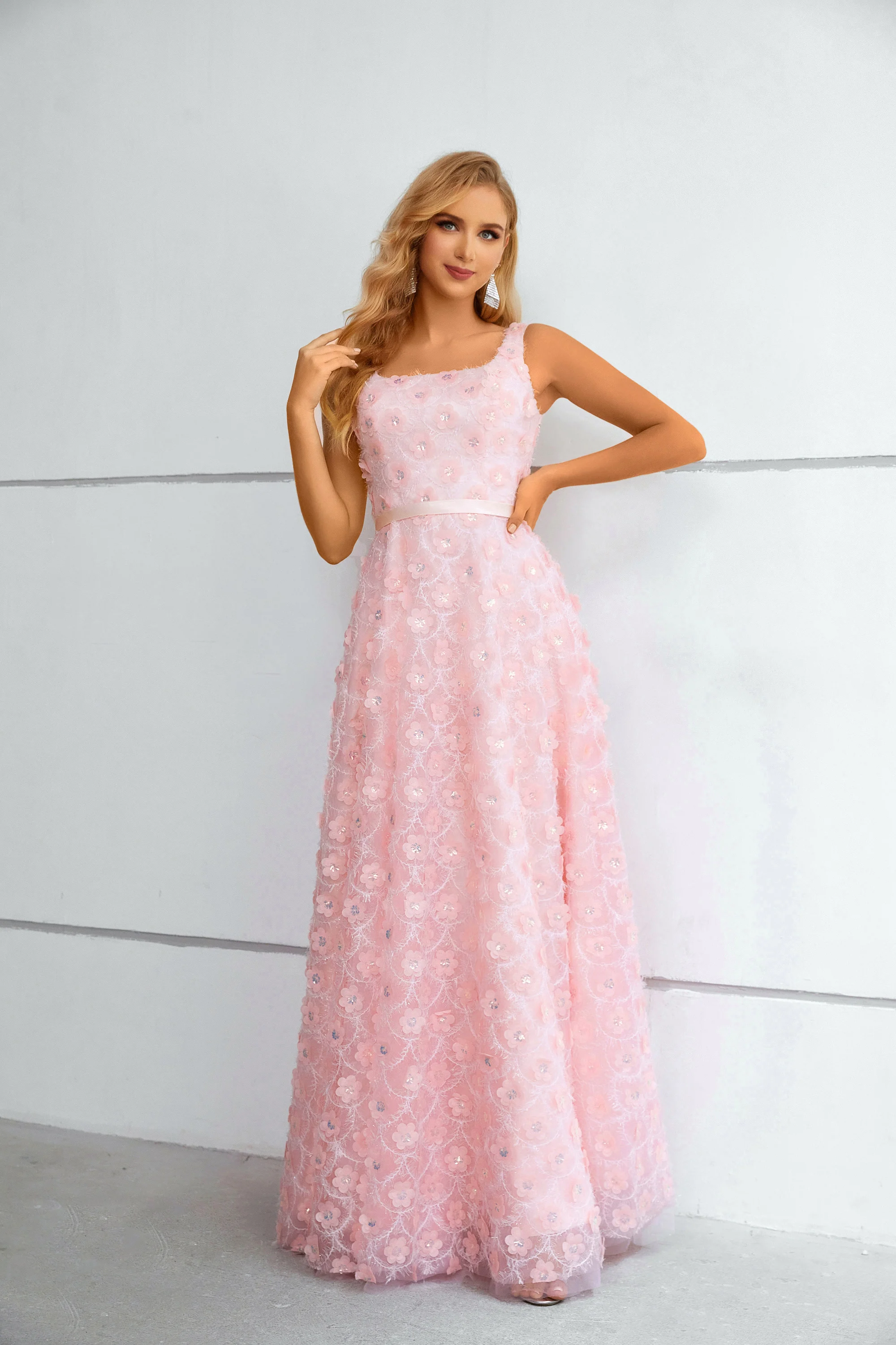 Pink Lace Women Evening Dress Applique Sequins Flooor Length Sleeveless A-line Elegant Party Gowns Bridesmaid Ball Wear
Pink Lace Women Evening Dress Applique Sequins Flooor Length Sleeveless A-line Elegant Party Gowns Bridesmaid Ball Wear