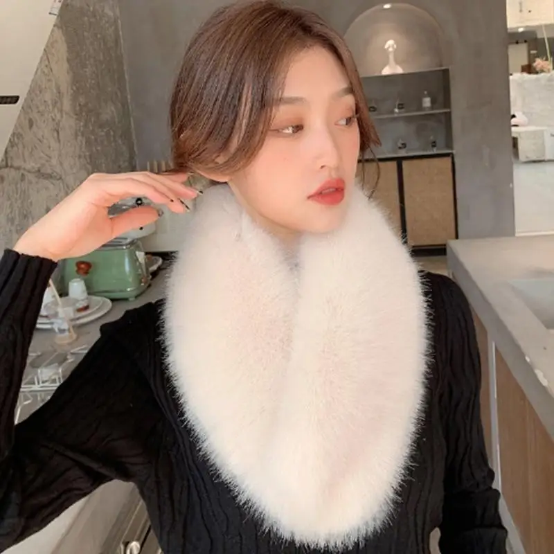 39BD Women Teenager Neck Warmer Winter Plush Scarf Lady Shopping Taking Photo Scarf
39BD Women Teenager Neck Warmer Winter Plush Scarf Lady Shopping Taking Photo Scarf