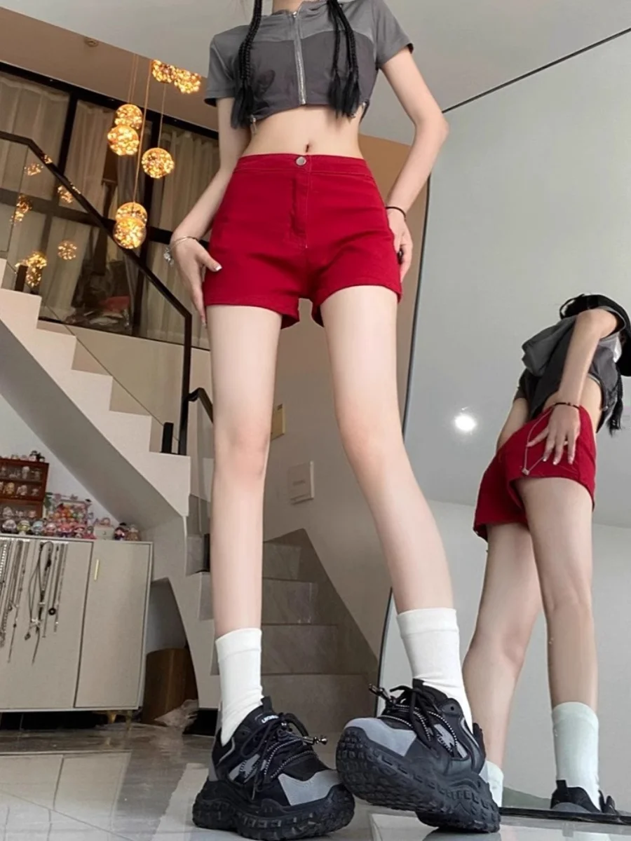 Hot Girl High Waist Red Denim Shorts Women's Summer 2026 Slimming Tight Fit Elastic Heat Resistant Jeans Cotton Stretch Fabric
Hot Girl High Waist Red Denim Shorts Women's Summer 2026 Slimming Tight Fit Elastic Heat Resistant Jeans Cotton Stretch Fabric