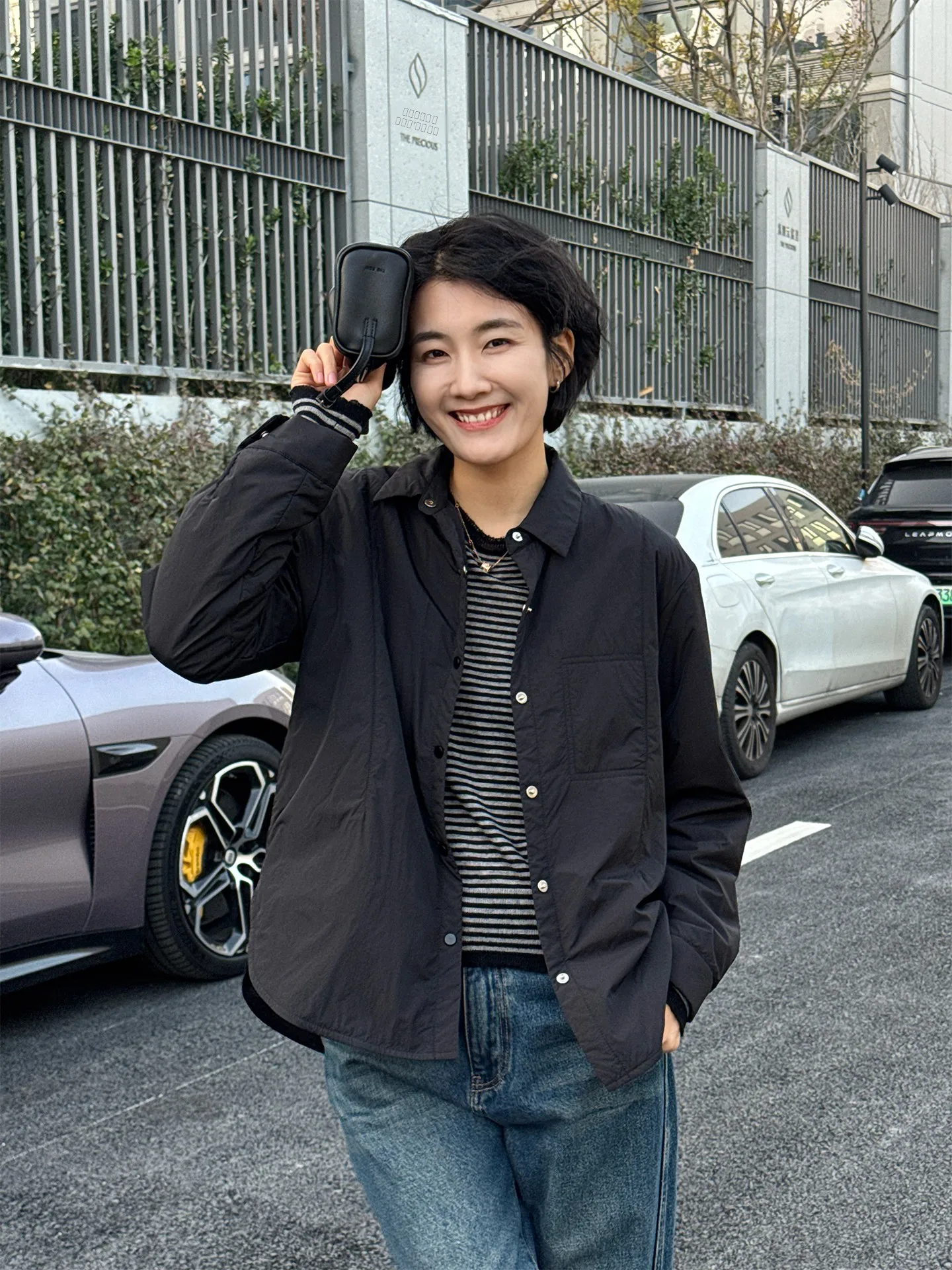 Хлопковая куртка Bla для женщин, свободного кроя, теплая, весенняя, новая, с воротником Langqing, длинная, на одной пуговице
Хлопковая куртка Bla для женщин, свободного кроя, теплая, весенняя, новая, с воротником Langqing, длинная, на одной пуговице