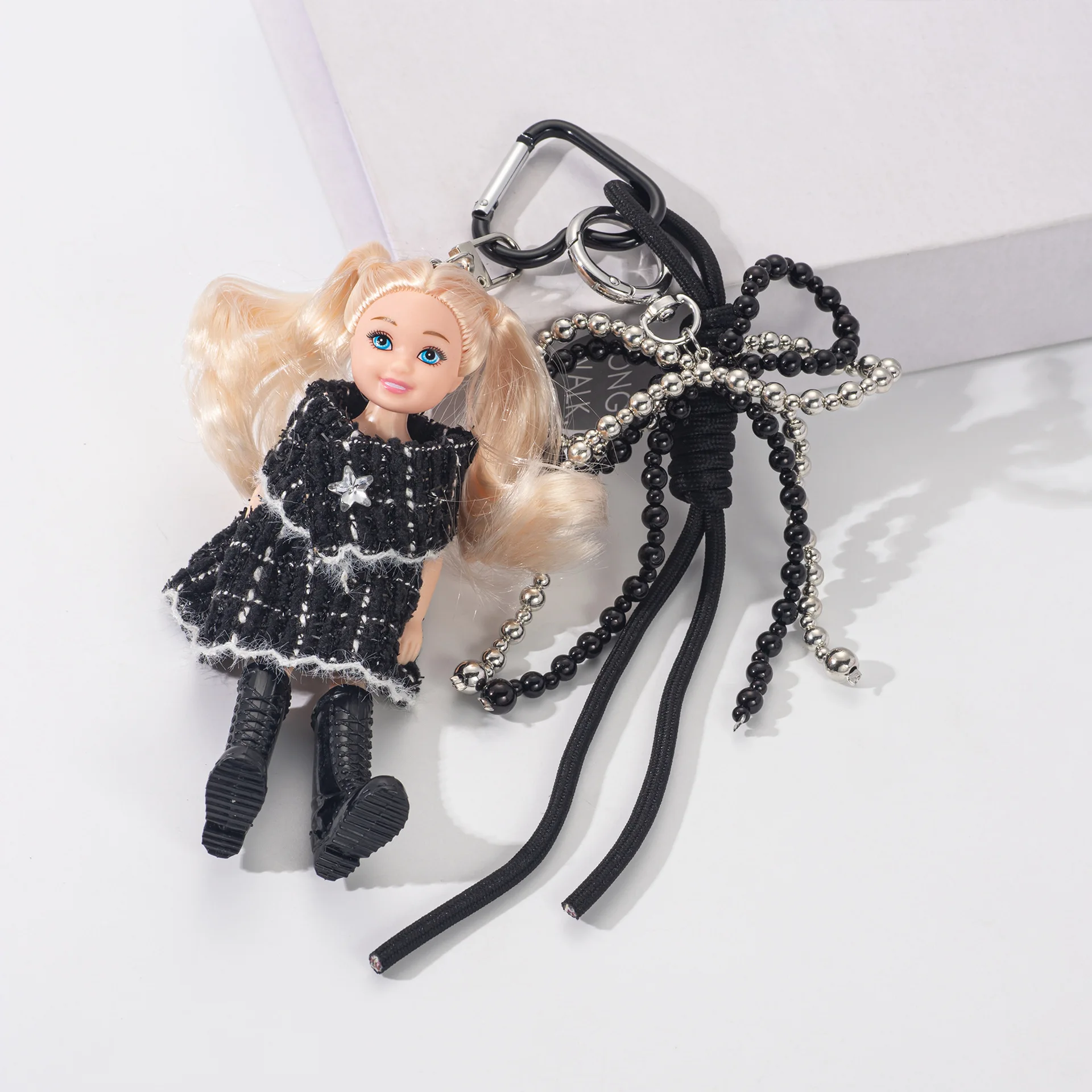 Sweet Cute Double Ponytail BABI Girl Princess Doll Keychain Pendant Fashion Little Fragrance Wind Dress Bag Decor Cute Gift
Sweet Cute Double Ponytail BABI Girl Princess Doll Keychain Pendant Fashion Little Fragrance Wind Dress Bag Decor Cute Gift