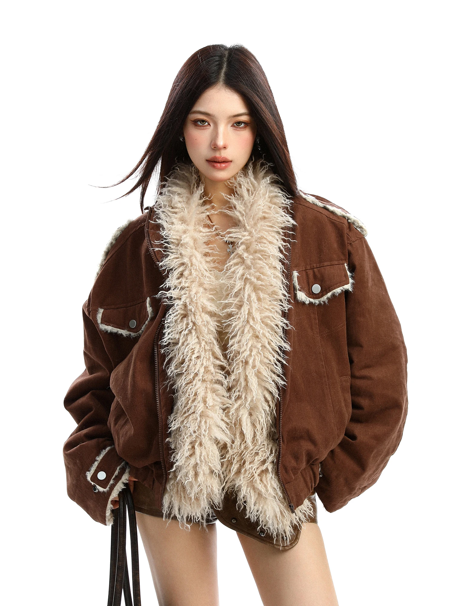 Женское зимнее теплое пальто в винтажном стиле свободного кроя с воротником из меха и вставками из бархата, в американском стиле, для работы
Женское зимнее теплое пальто в винтажном стиле свободного кроя с воротником из меха и вставками из бархата, в американском стиле, для работы