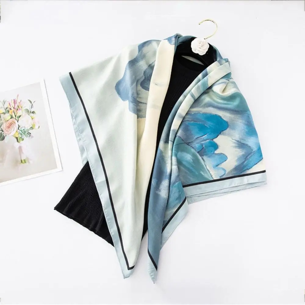 Retro 110cm Large Square Headscarf Sunscreen Shawl Beach Women Silk Scarf All-match Ink Wash Printing Bag Decoration Autumn
Retro 110cm Large Square Headscarf Sunscreen Shawl Beach Women Silk Scarf All-match Ink Wash Printing Bag Decoration Autumn