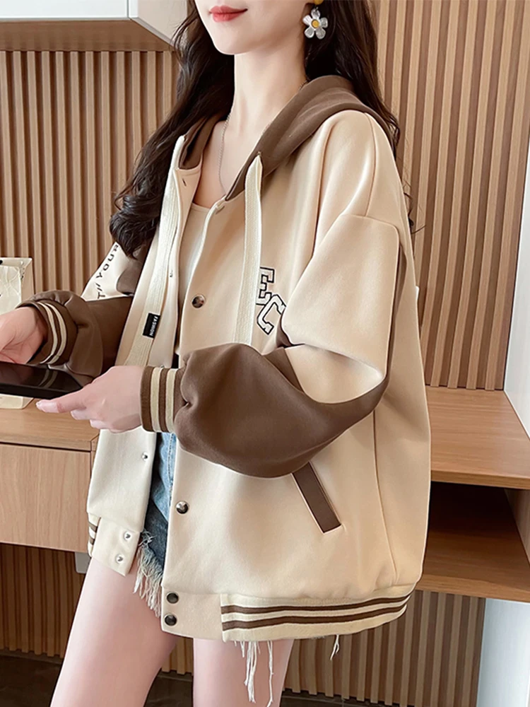 Бейсбольные куртки красного и черного цвета, женские, летние, однотонные, с вышивкой, на пуговицах, на молнии, в клетку, с декоративными пуговицами, с длинными рукавами, хлопковые, в стиле OL
Бейсбольные куртки красного и черного цвета, женские, летние, однотонные, с вышивкой, на пуговицах, на молнии, в клетку, с декоративными пуговицами, с длинными рукавами, хлопковые, в стиле OL