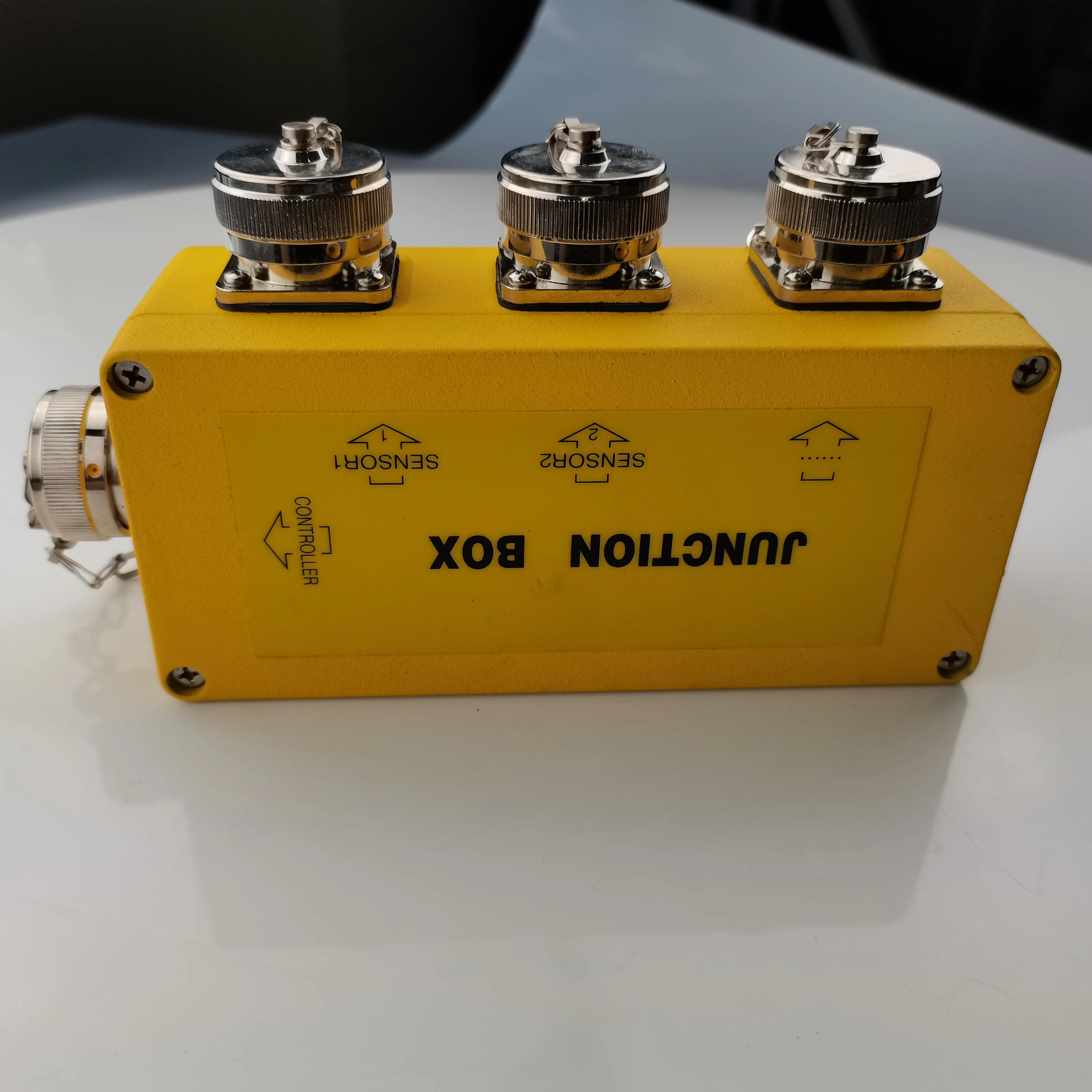 for Quality Asphalt Paver PN.04-03-00415/D900624856 Leveling System Junction Box
for Quality Asphalt Paver PN.04-03-00415/D900624856 Leveling System Junction Box