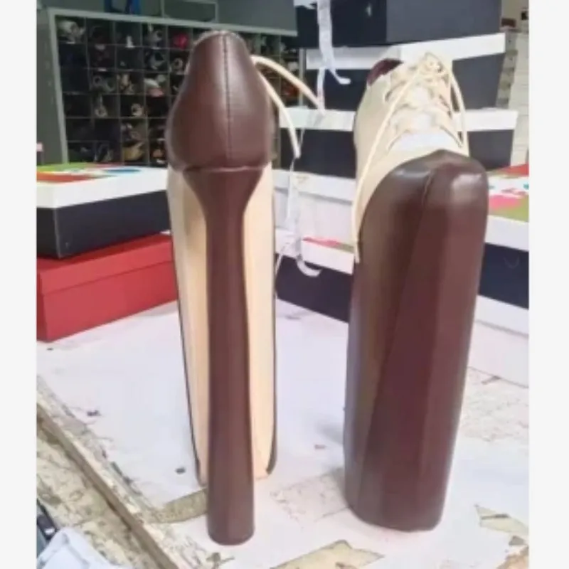 DIZHUANG Sexy women's high heels. Customized shoes. Dark brown spliced cream leather single shoe. 29-31cm heel height SIZE:34-46
DIZHUANG Sexy women's high heels. Customized shoes. Dark brown spliced cream leather single shoe. 29-31cm heel height SIZE:34-46