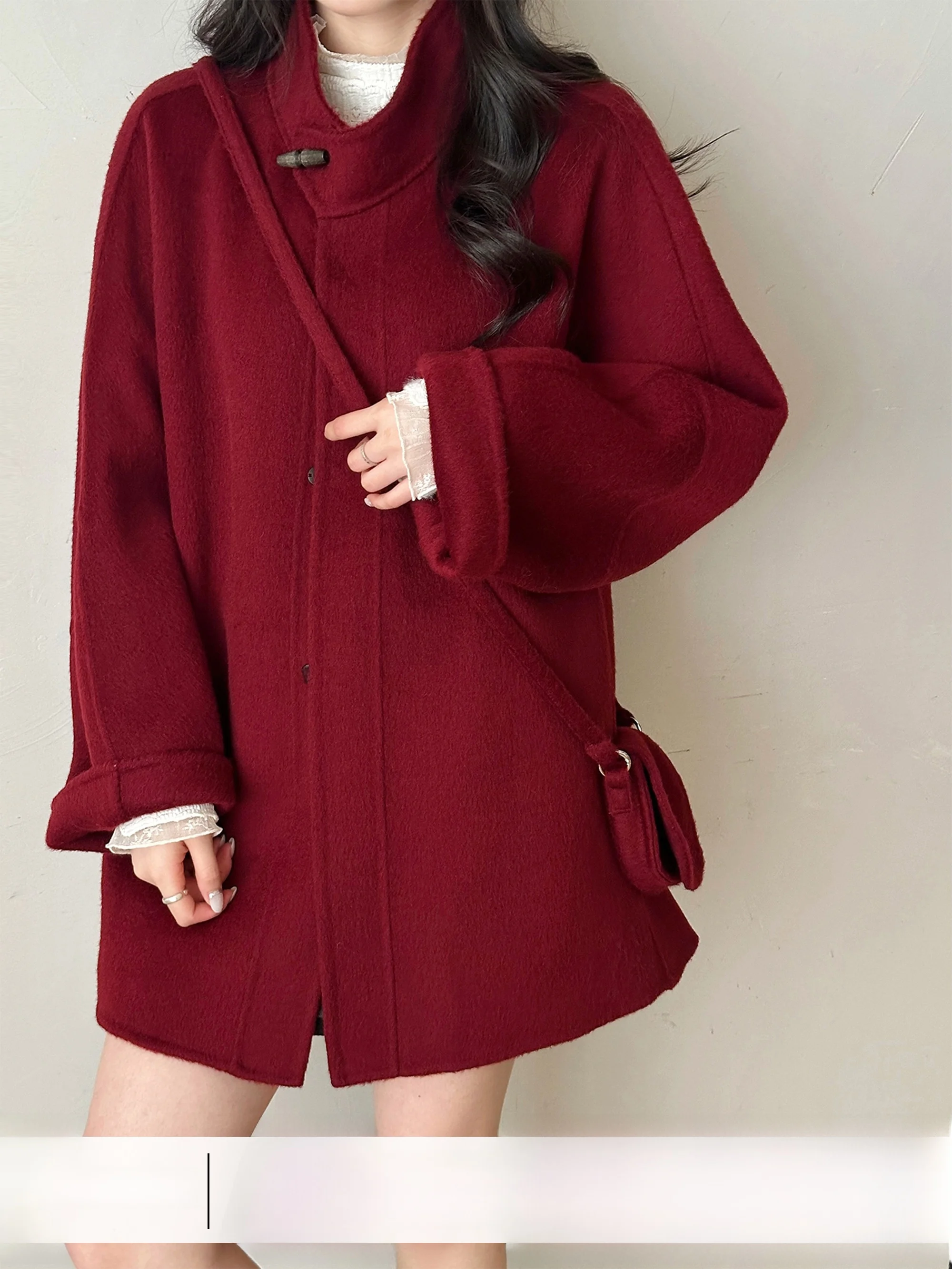 SweetAnnie 2025 Winter Woolen Tweed Double-Faced Red Coat Women's Mid-Length Woolen Outerwear Commute Style round Neck Button...
SweetAnnie 2025 Winter Woolen Tweed Double-Faced Red Coat Women's Mid-Length Woolen Outerwear Commute Style round Neck Button...