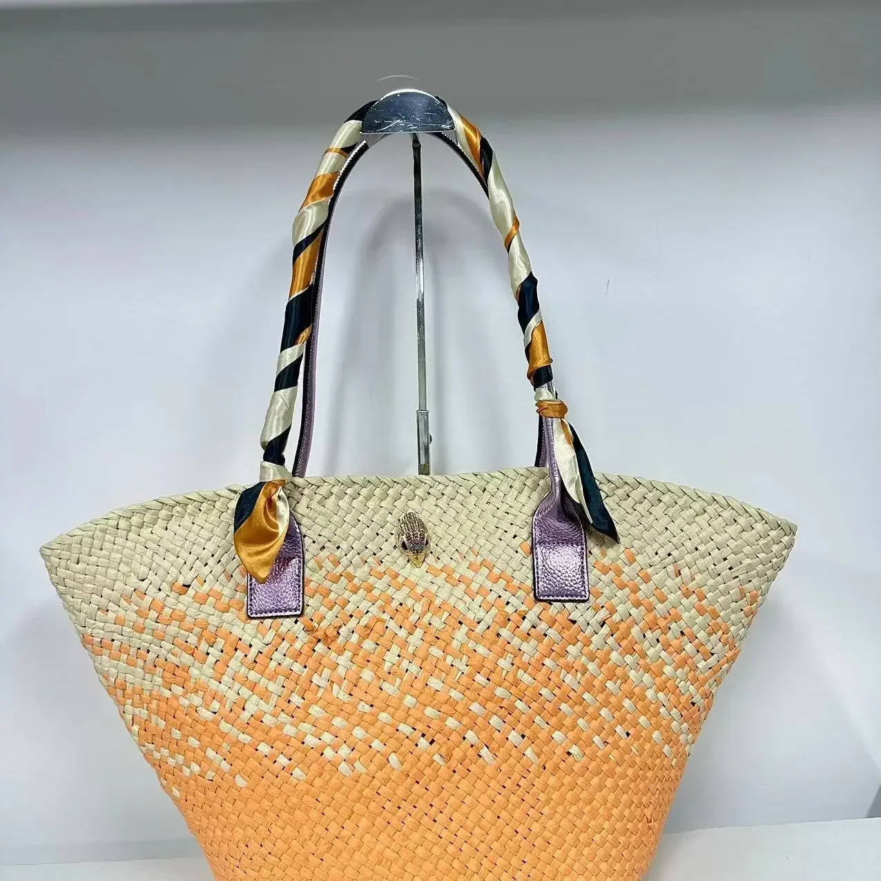 KURT GEIGER Luxury Brand Ethnic Style Hand-woven Straw Large Capacity Summer Versatile Seaside Vacation Beach Women's Bag
KURT GEIGER Luxury Brand Ethnic Style Hand-woven Straw Large Capacity Summer Versatile Seaside Vacation Beach Women's Bag